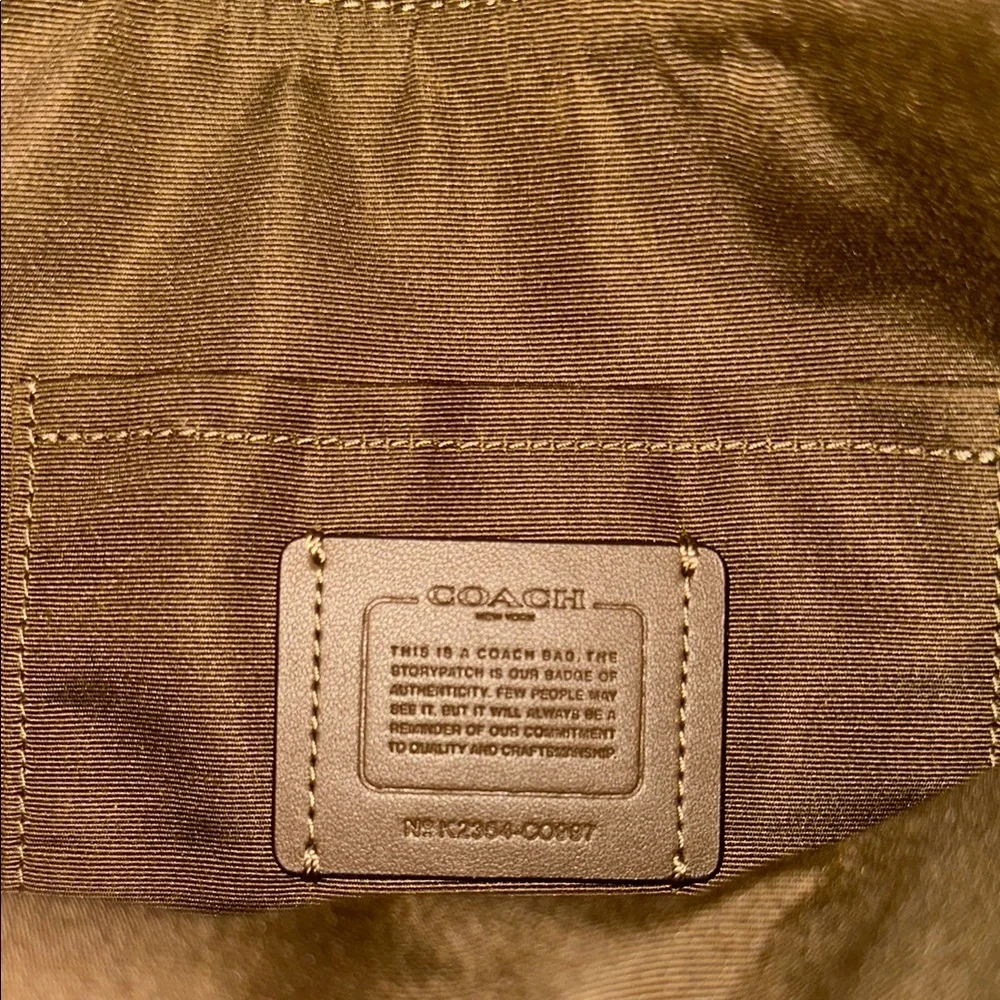 Coach Aria Shoulder Bag - Picture 5 of 6